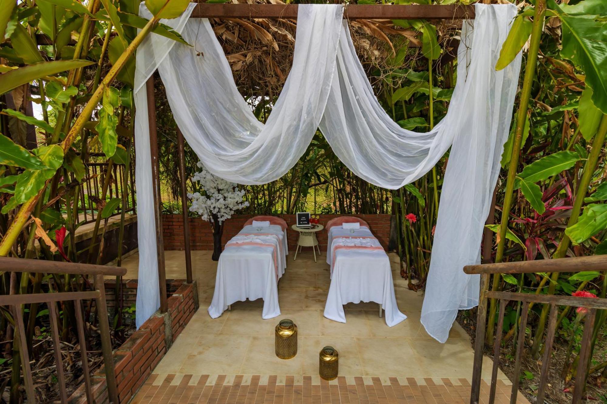 Nq Hotel Orinoquia Granja Campo Alegre 외부 사진
