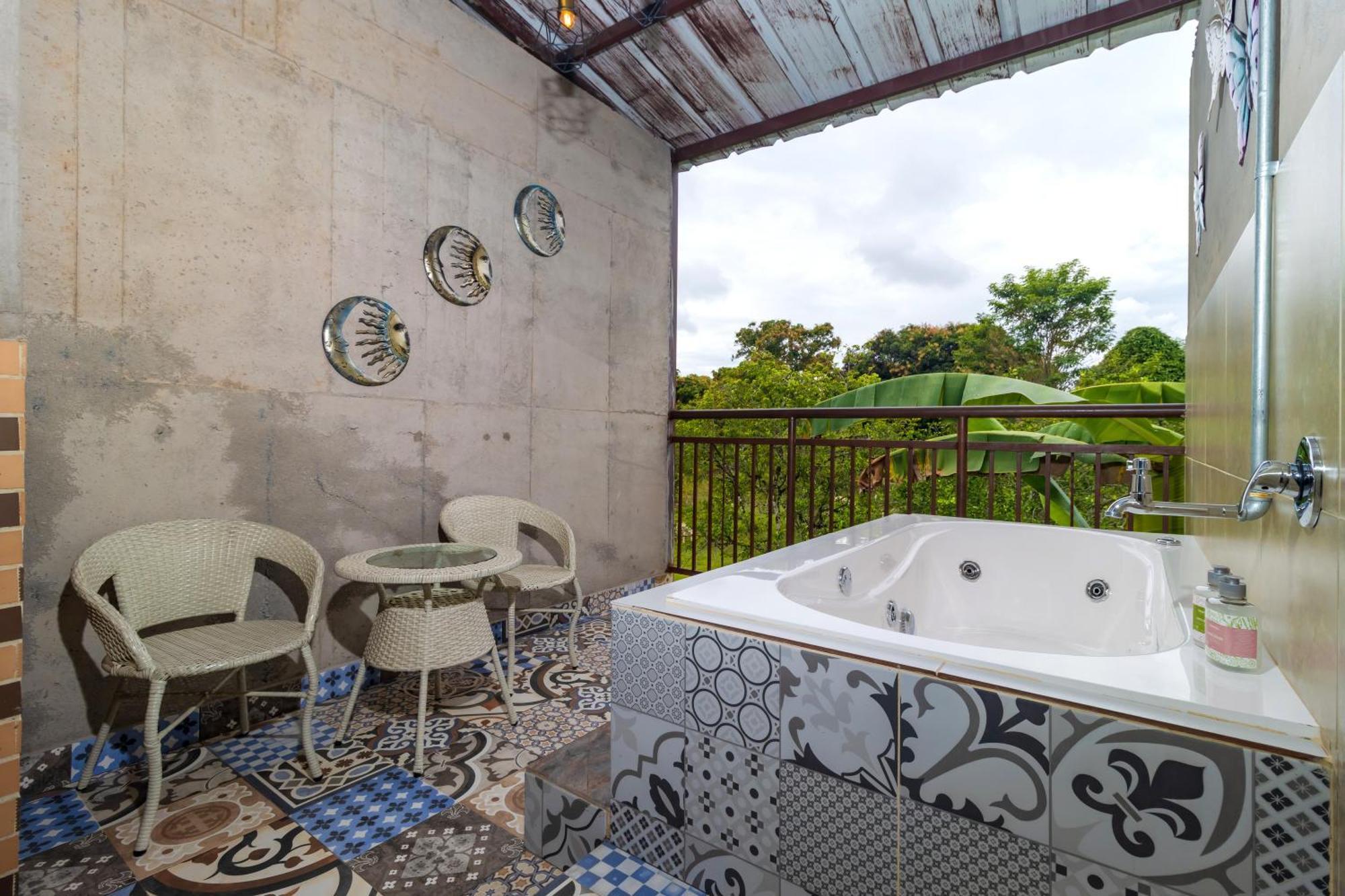 Nq Hotel Orinoquia Granja Campo Alegre 외부 사진